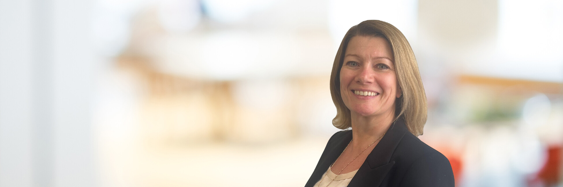 Headshot of Tamsin Bury