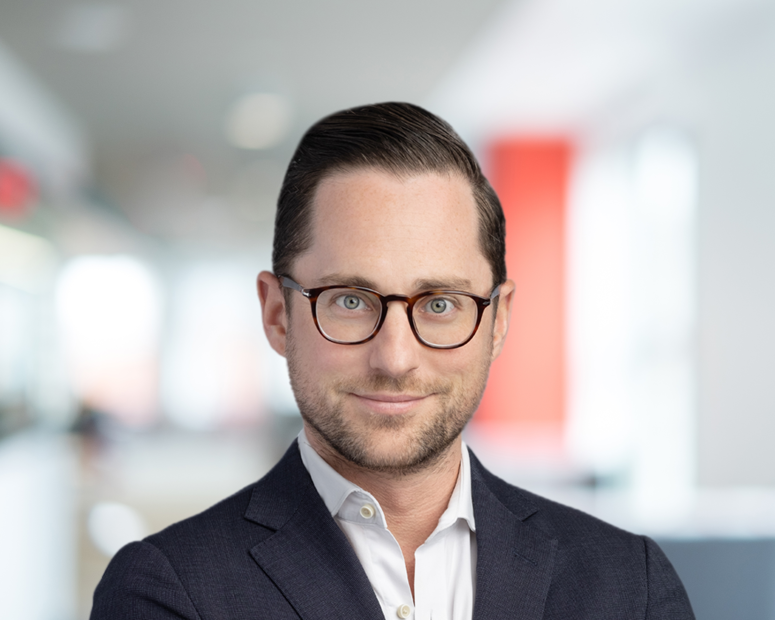 Headshot of Simon Mulvey