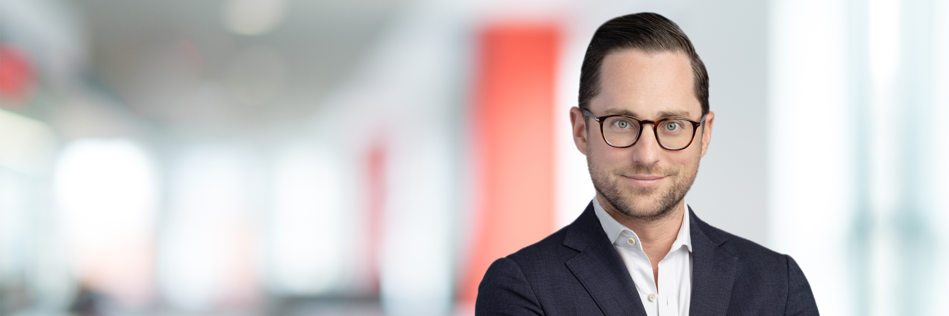 Headshot of Simon Mulvey