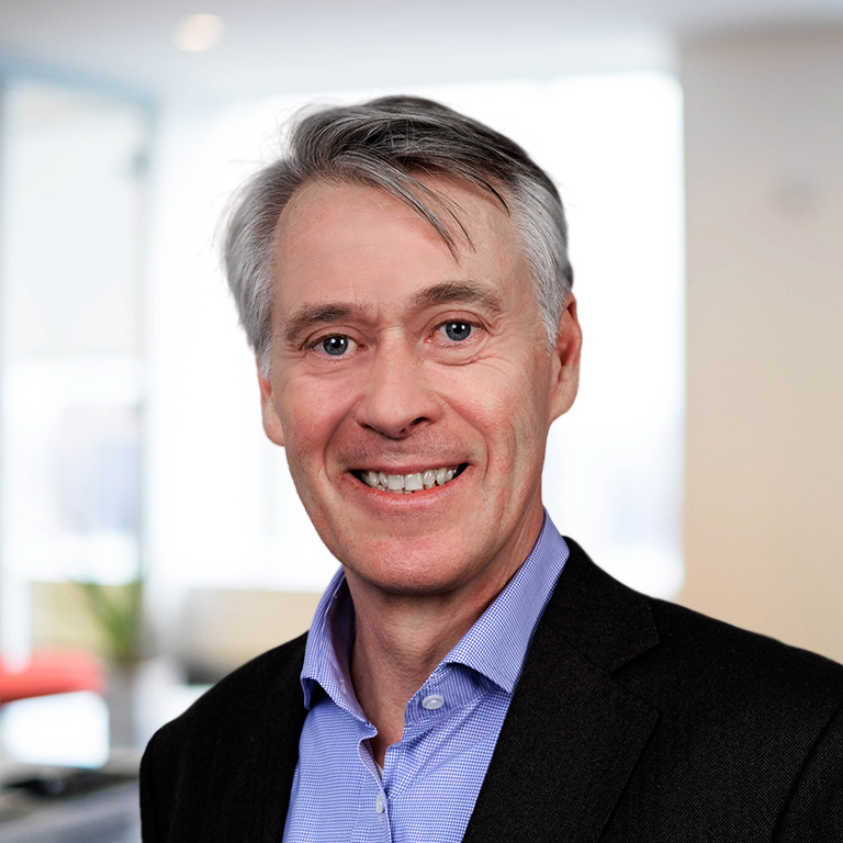 Headshot of Robert Pierce