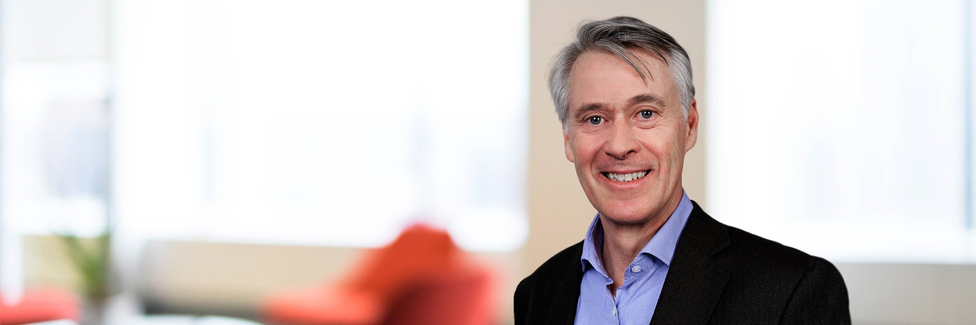 Headshot of Robert Pierce