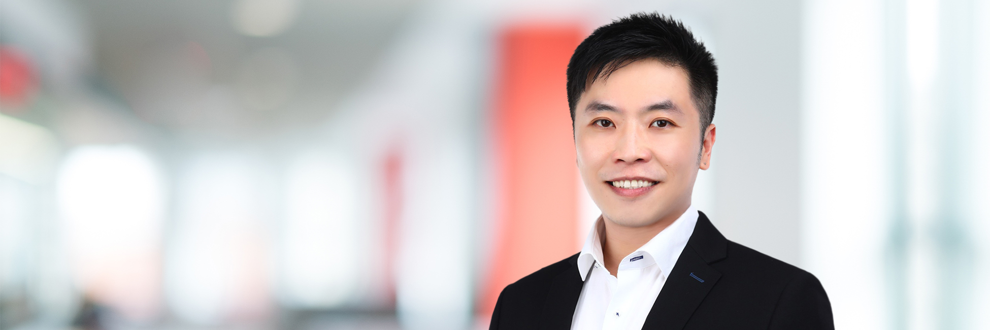 Headshot of Victor Ong