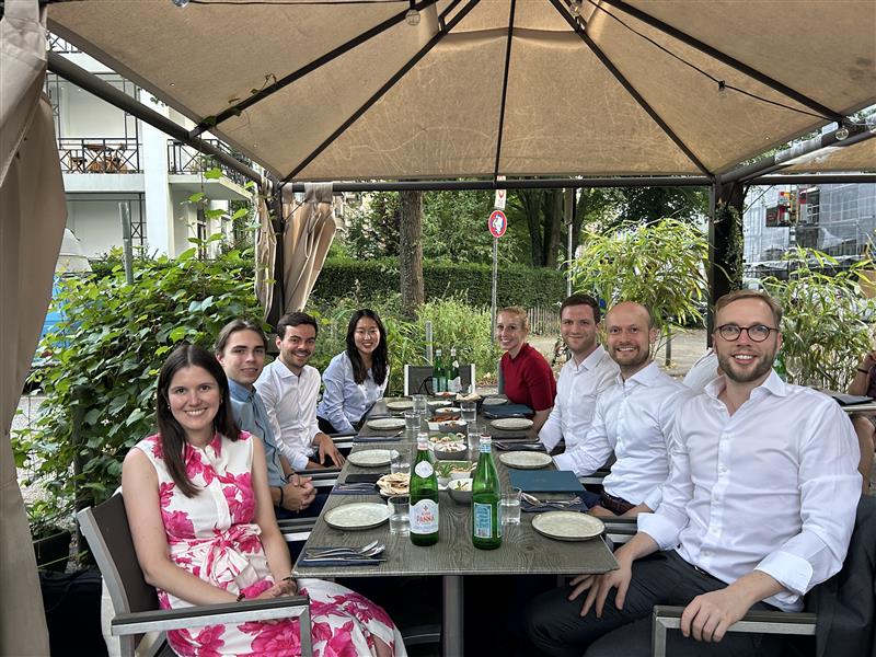 Responsive image with srcset