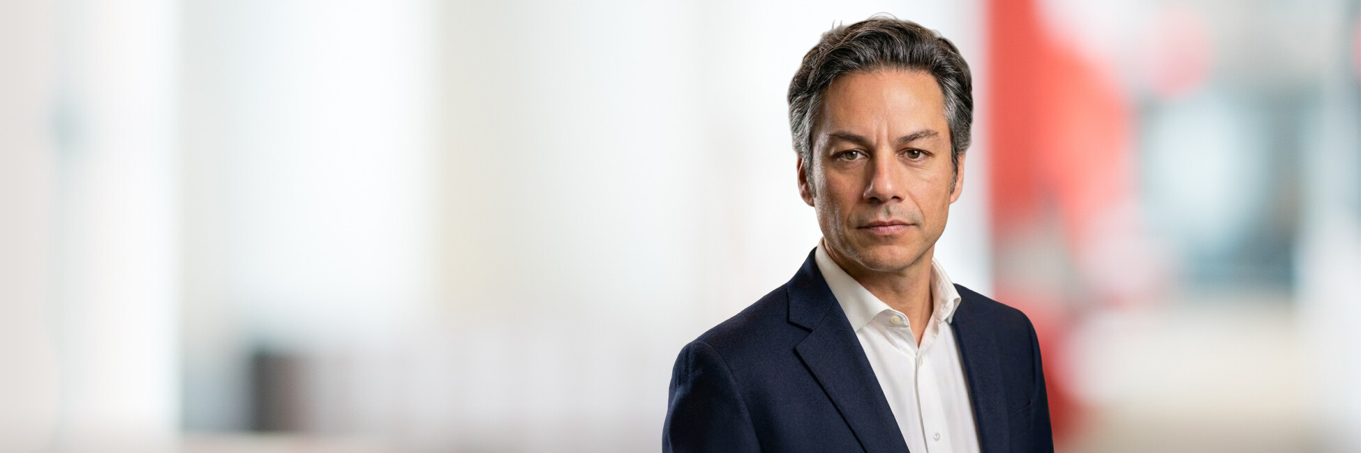 Headshot of Andre Carvalho