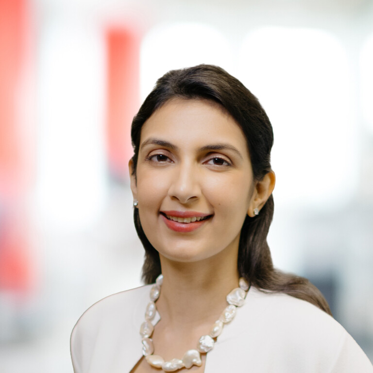 Headshot of Shivika Mansata