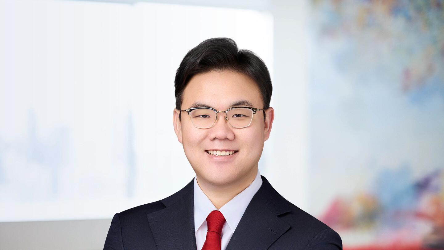 Headshot of Hyunsu Shin