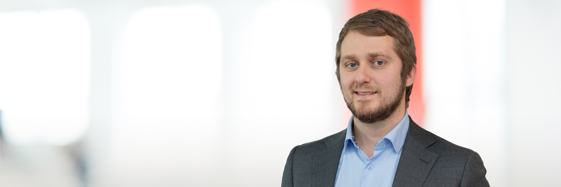 Headshot of Tom Van der Voorde