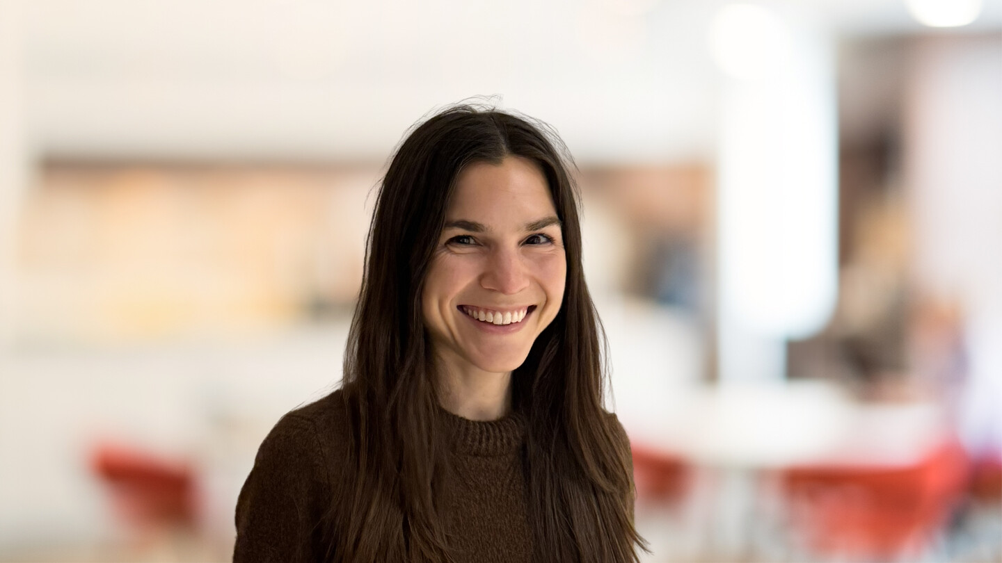 Headshot of Emma von Maur